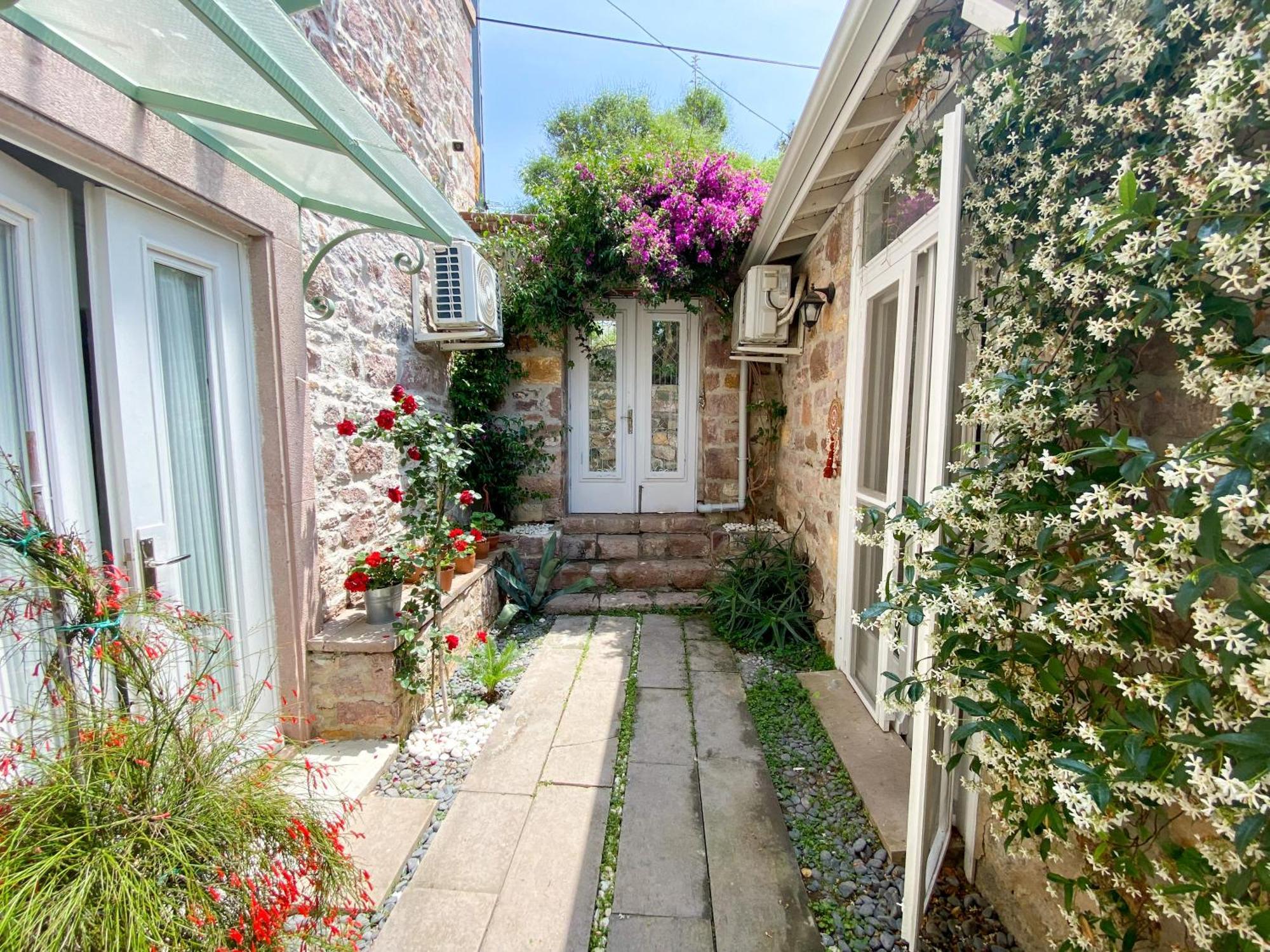Cunda Ilios Hotel Ayvalı Kültér fotó