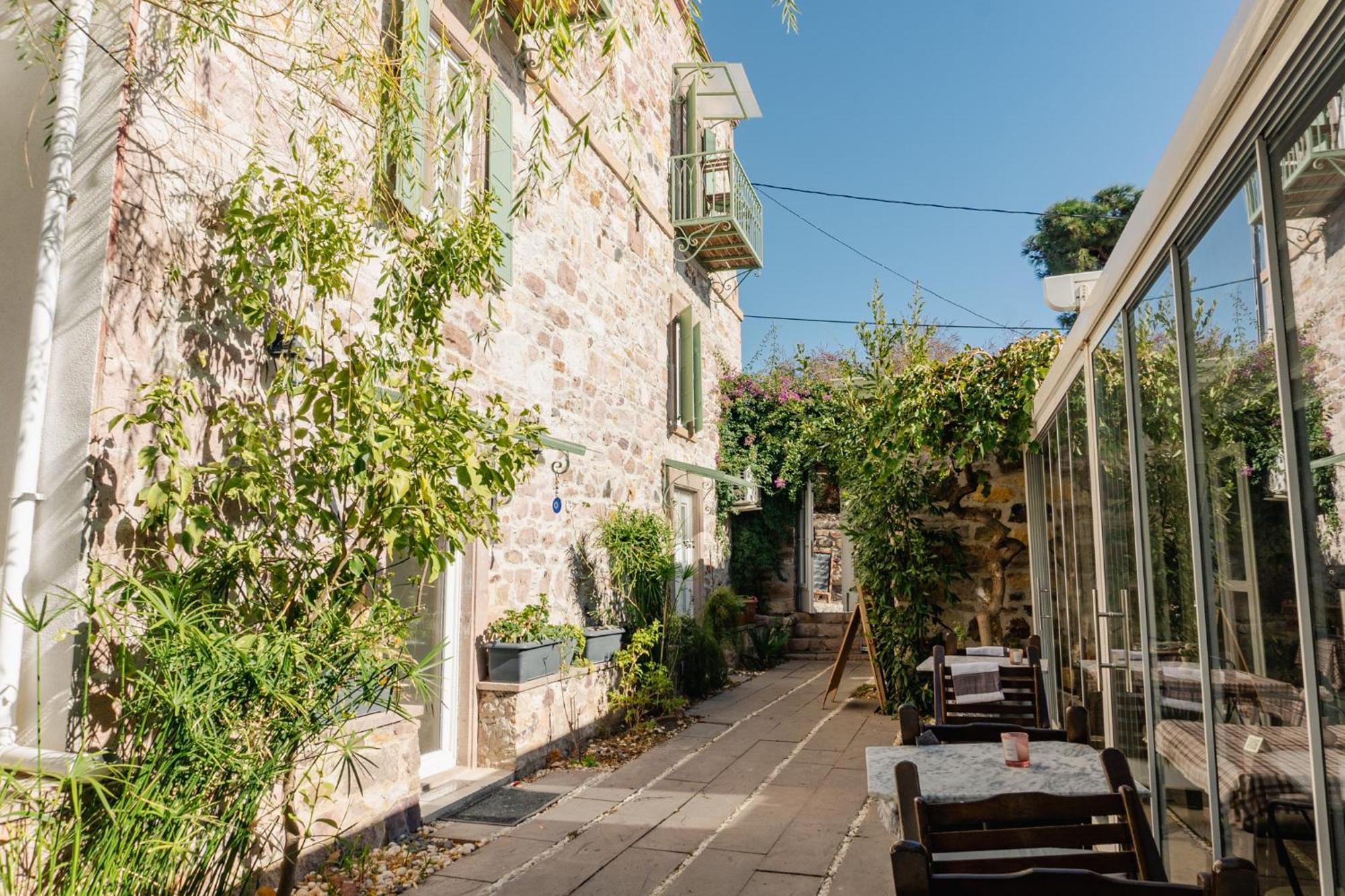 Cunda Ilios Hotel Ayvalı Kültér fotó